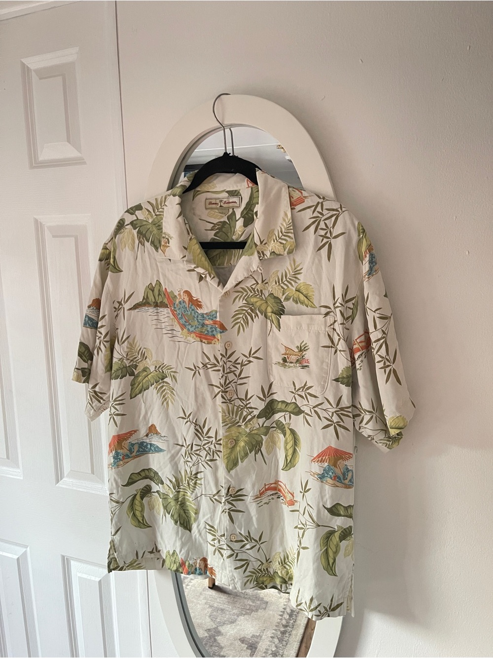 Tommy Bahama 90s Hawaiian Shirt Geisha Asian Floral